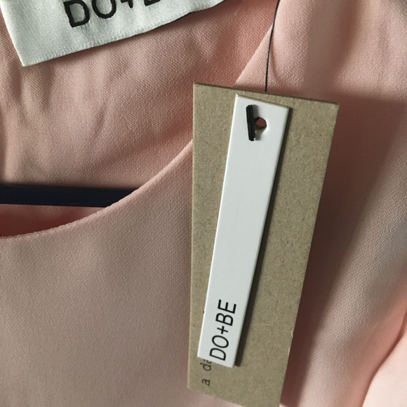 Medium Do + Be Ruffled Belt Blouse - Picture 2 of 5